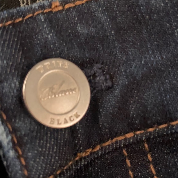 EUC White House Black Market Crop Jeans 8 - Picture 4 of 10